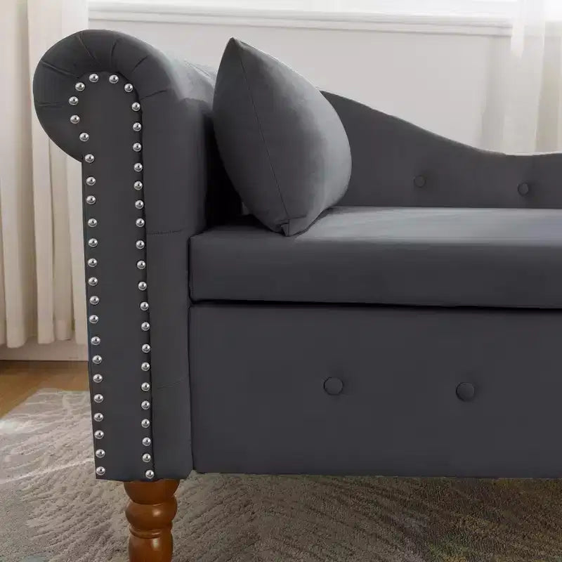 Chaise longue en velours avec rangement caché, accoudoirs roulés et coussin, style Chesterfield