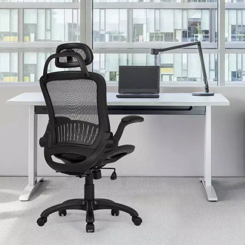 Chaise de bureau ergonomique en maille avec dossier haut, accoudoirs et hauteur réglables