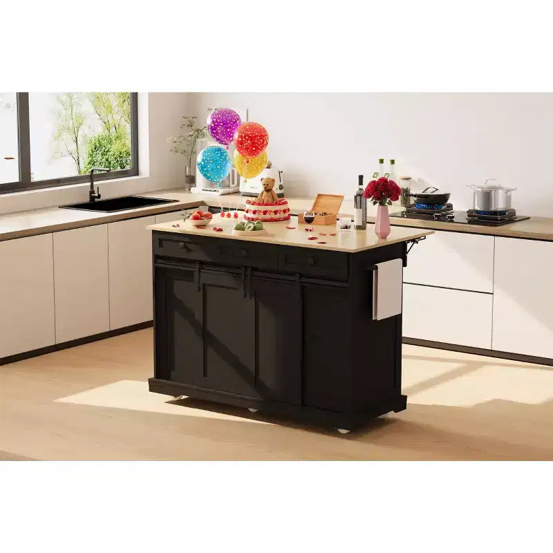 54 îlot de cuisine avec prise de courant, abattant et meuble poubelle, chariot de cuisine roulant avec 2 portes coulissantes de grange, 3 tiroirs, grande table de bar à café